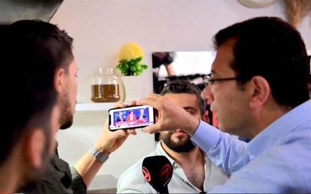 Ekrem İmamoğlu'nun tokat attığı iddia edilen genç AK Parti reklamında oynadı