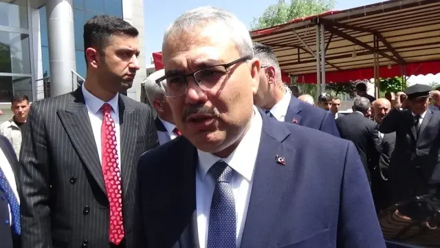 Muş Valisi Gündüzöz: 'Dağlarda 650'den az terörist kaldı' Muş Valisi Gündüzöz: 'Dağlarda 650'den az terörist kaldı'