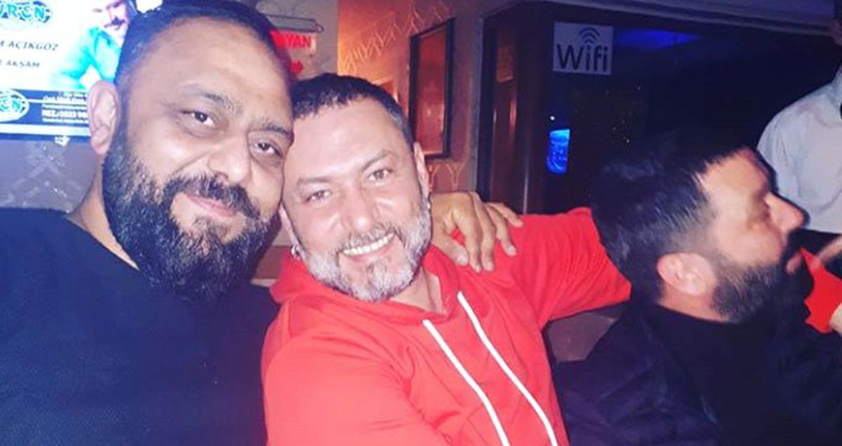 41 yaşındaki müzisyen Murat Omurtağ, geçirdiği kalp krizi sonucu hayatını kaybetti