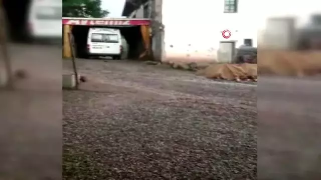 Çatıdan su değil, dolu aktı