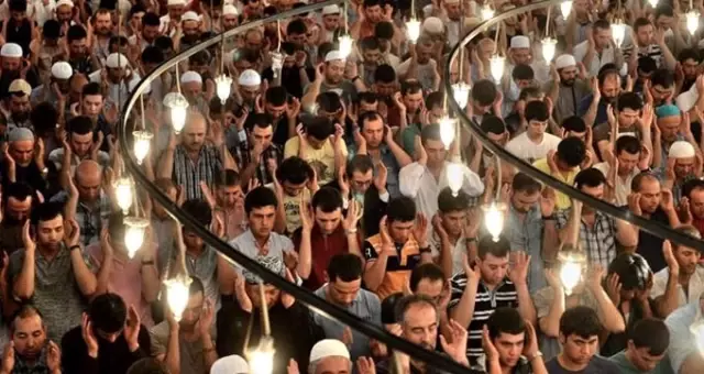 Cuma Namazi Saat Kacta Nasil Kilinir Diyanet 7 Haziran Cuma Hutbesi Haber
