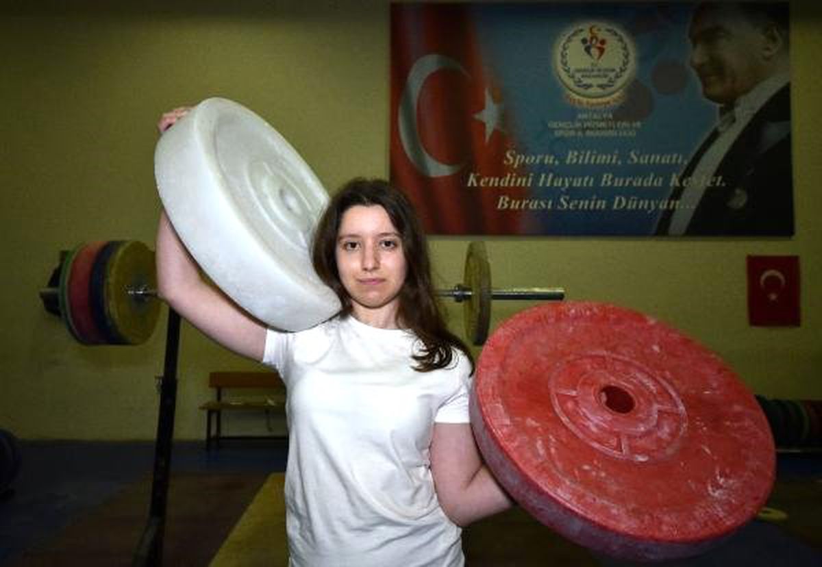 'Dünyayı ayağa kaldırmak istiyorum'