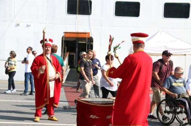 İstanbul'a 4 yıl aradan sonra ilk kruvaziyer gemisi geldi