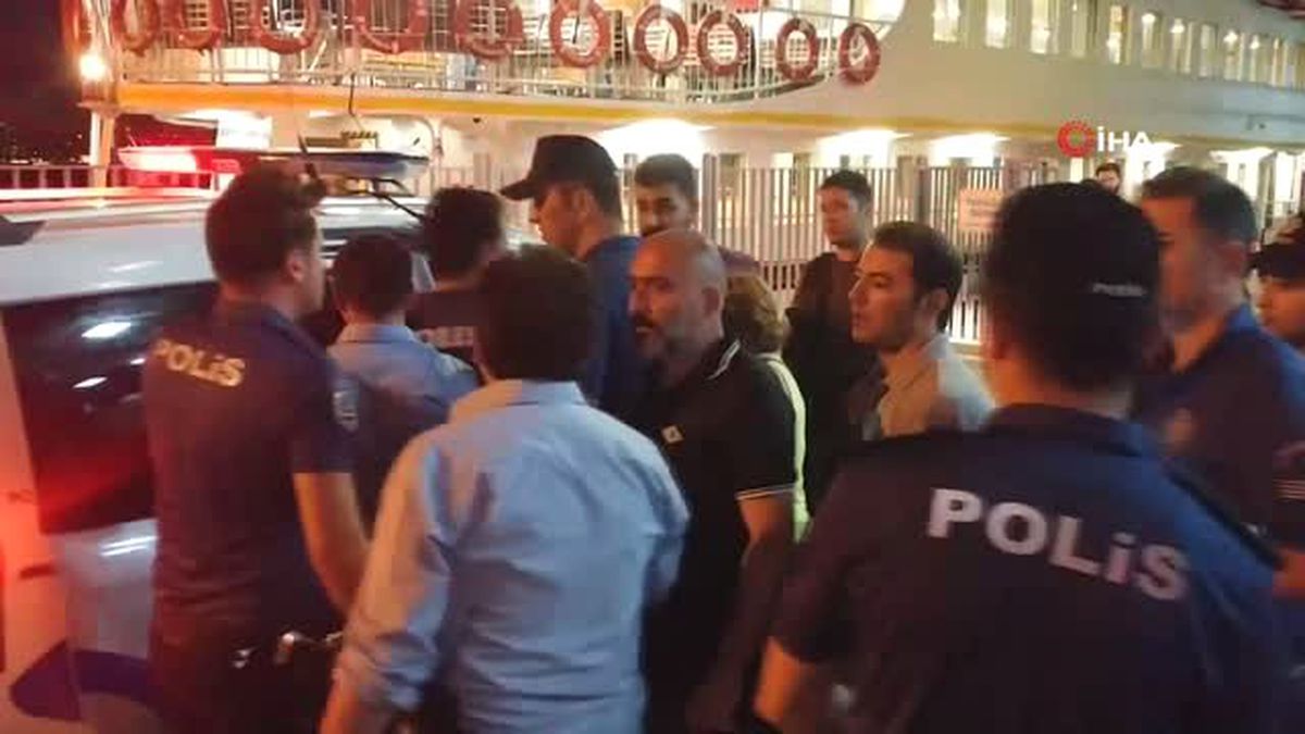 Kadıköy Eminönü Vapurunda silah sesleri