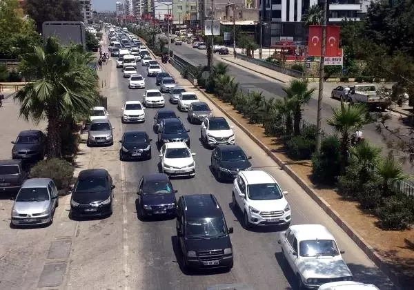 Mersin'de bayram yoğunluğu Mersin'de bayram yoğunluğu