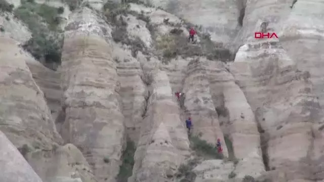 Nevşehir - Kapadokya’da kayalıklarda mahsur kalan Fransız turist kurtarıldı