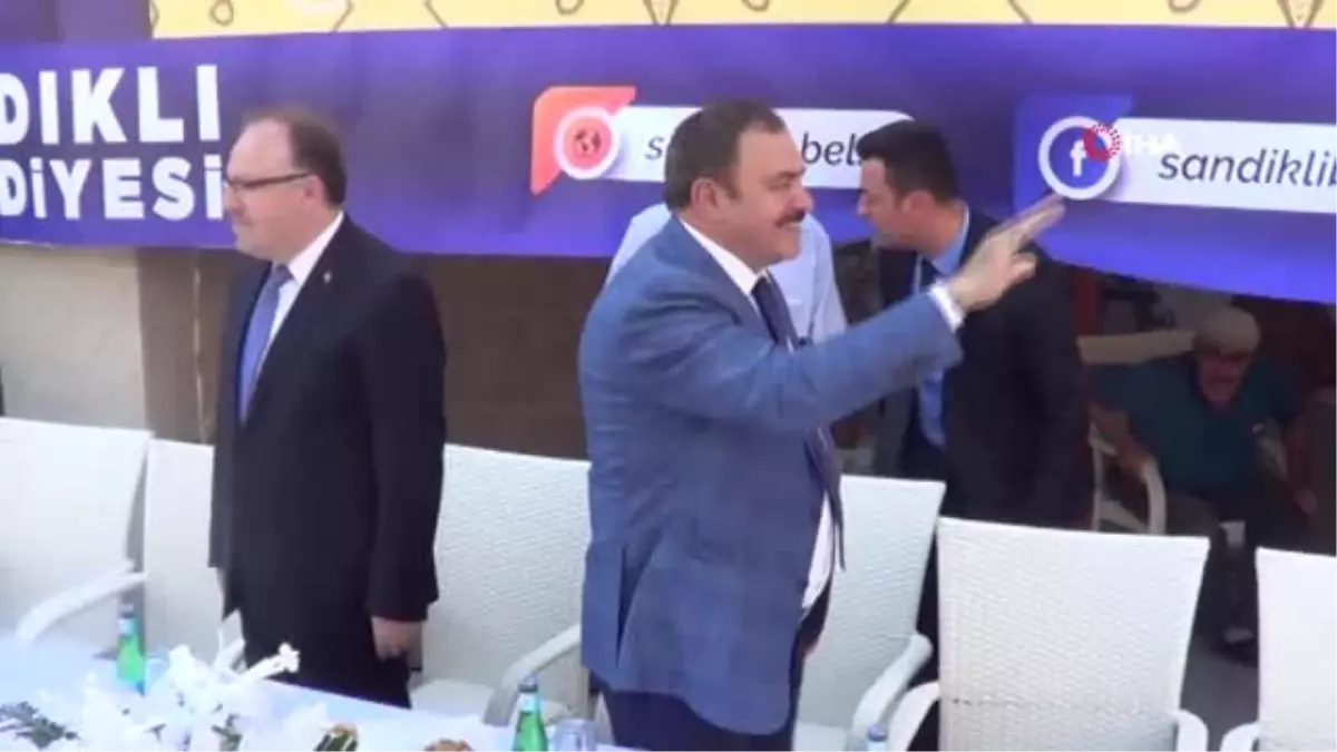 Sandıklı'da Cumhurbaşkanlığı Irak Özel Temsilcisi Veysel Eroğlu'nun katılımı ile bayramlaşma...