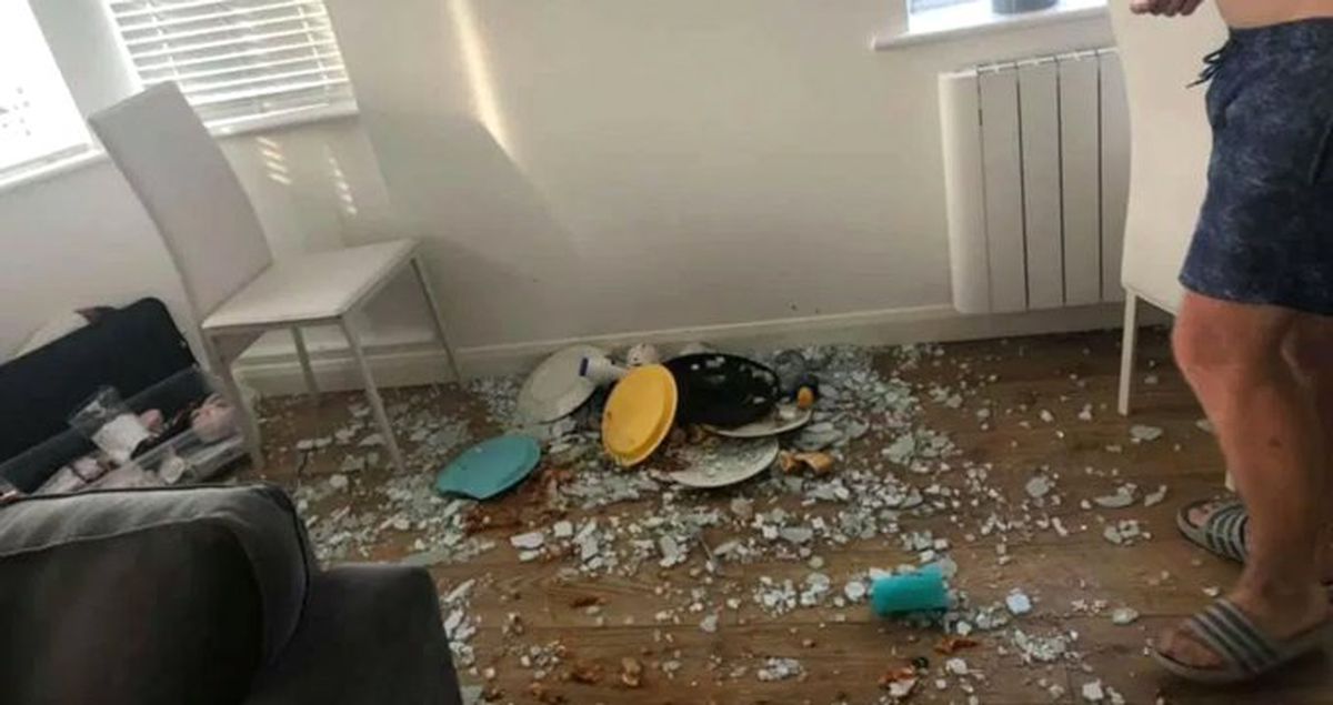 Yemek sırasında cam masa patladı! Aile üyeleri kabusu yaşadı