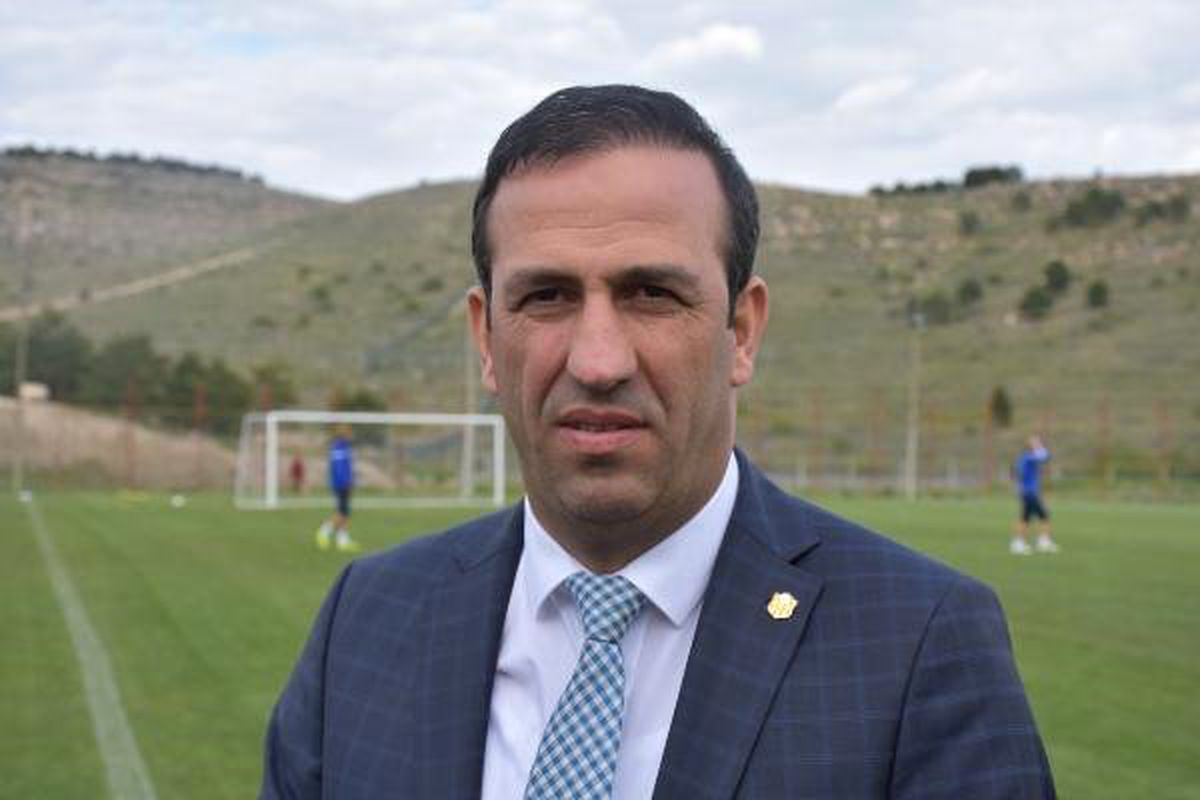 Yeni Malatyaspor Başkanı Adil Gevrek: Ali Ravcı ile devam edeceğiz
