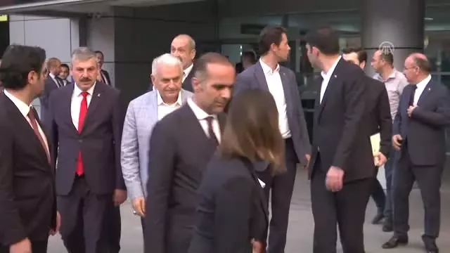 Binali Yıldırım, İmamoğlu ile yapacakları ortak yayın için hangi sunucuyu tercih ettiğini açıkladı! Binali Yıldırım, İmamoğlu ile yapacakları ortak yayın için hangi sunucuyu tercih ettiğini açıkladı!