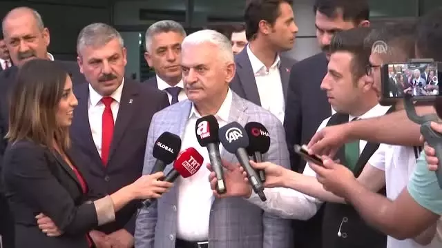 Binali Yıldırım, İmamoğlu ile yapacakları ortak yayın için hangi sunucuyu tercih ettiğini açıkladı! Binali Yıldırım, İmamoğlu ile yapacakları ortak yayın için hangi sunucuyu tercih ettiğini açıkladı!
