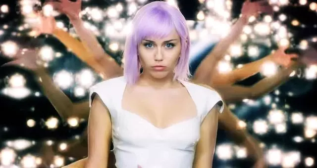 Black Mirror 5 Sezon Yayinladi Black Mirror Izle Haber