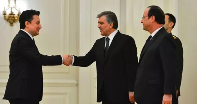 Davutoğlu'nun eski danışmanı Mahçupyan, Gül ve Babacan'ın yeni parti için sonbaharda harekete geçeceklerini iddia etti Davutoğlu'nun eski danışmanı Mahçupyan, Gül ve Babacan'ın yeni parti için sonbaharda harekete geçeceklerini iddia etti