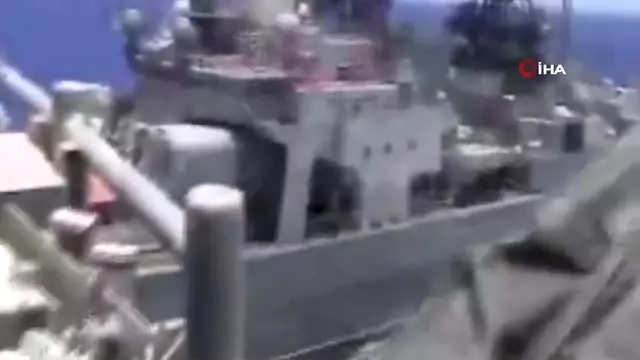Güney Çin Denizi'nde tehlikeli yakınlaşma! ABD ve Rus savaş gemileri karşı karşıya geldi Güney Çin Denizi'nde tehlikeli yakınlaşma! ABD ve Rus savaş gemileri karşı karşıya geldi