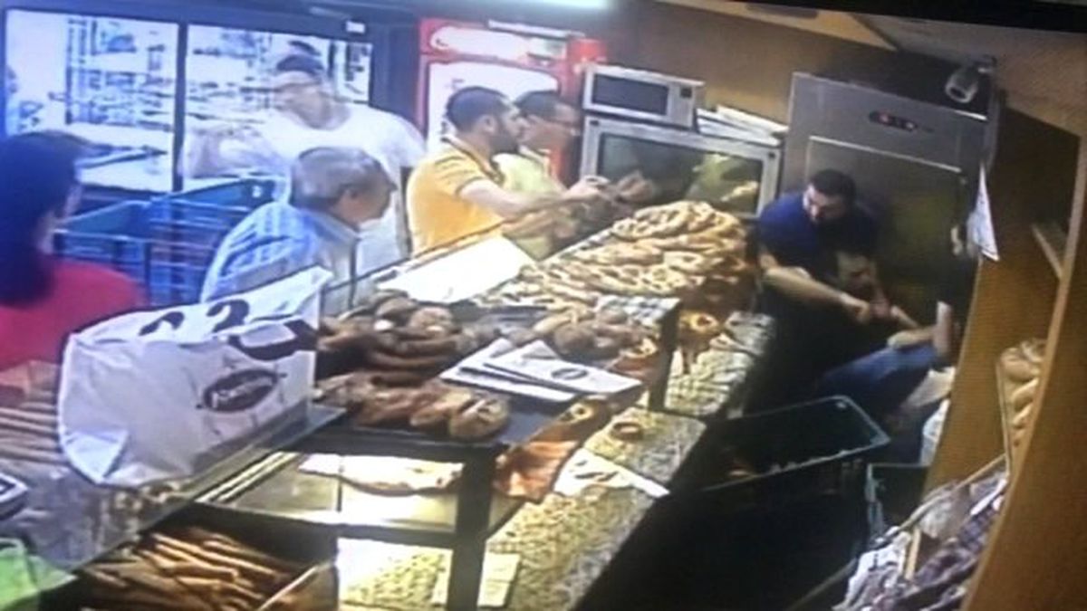 İstanbul'da bir fırında patronlarını silahla vuran zanlılar yakalandı