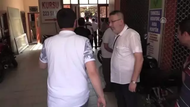 Bursa'da çay bahçesinde maganda dehşeti! Bursa'da çay bahçesinde maganda dehşeti!