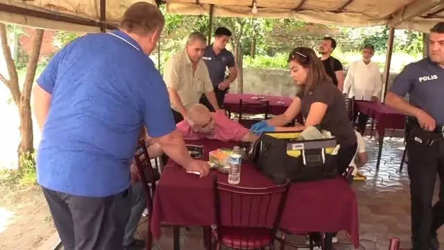 Bursa'da çay bahçesinde maganda dehşeti! Bursa'da çay bahçesinde maganda dehşeti!