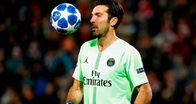 Barcelona, Fenerbahçe’nin gündemindeki Buffon ile ilgilenmediklerini açıkladı!