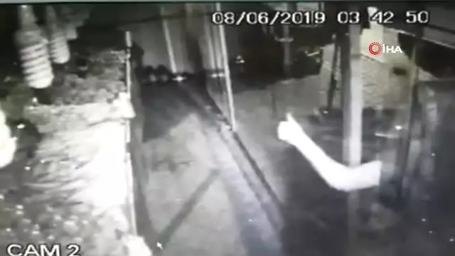 Bekçi düdüğünü duyan hırsız kayıplara karıştı Bekçi düdüğünü duyan hırsız kayıplara karıştı