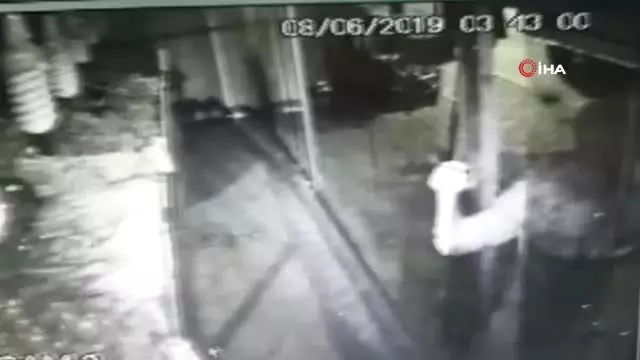Bekçi düdüğünü duyan hırsız kayıplara karıştı Bekçi düdüğünü duyan hırsız kayıplara karıştı