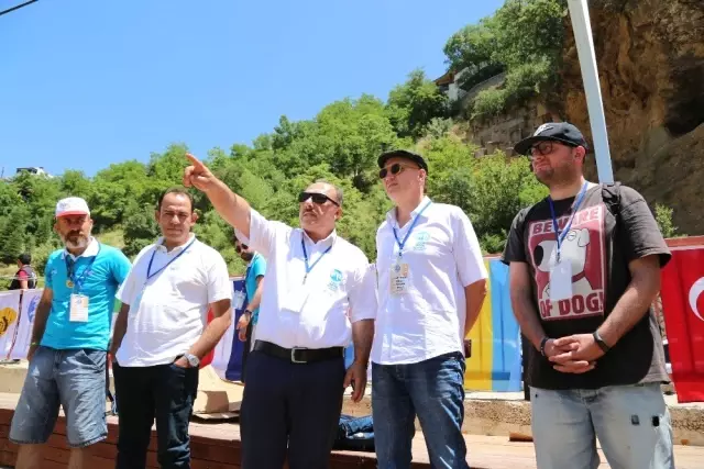 Dünya Rafting Şampiyonası heyecanı antrenmanla başladı Dünya Rafting Şampiyonası heyecanı antrenmanla başladı