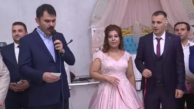 'İstanbul illüzyon ustalarını değil, hizmet ustalarını hak etmektedir' 'İstanbul illüzyon ustalarını değil, hizmet ustalarını hak etmektedir'