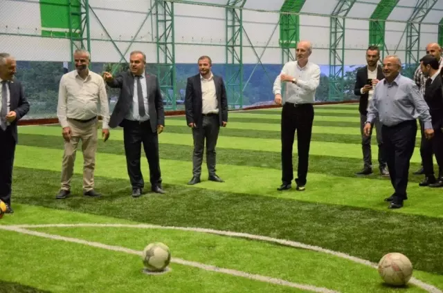 Kurtulmuş ve Güler'in penaltılarında centilmenlik kazandı Kurtulmuş ve Güler'in penaltılarında centilmenlik kazandı