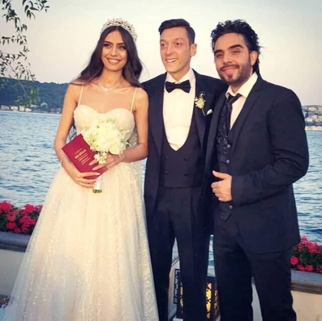 Mesut Özil ve Amine Gülşe'nin düğünü ünlüler geçidine döndü
