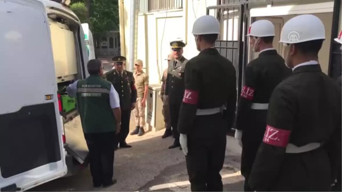 Azez'deki terör saldırısında şehit olan Uzman Onbaşı Halil Kurt için tören