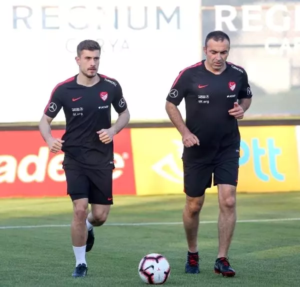 Burak Yılmaz ve Dorukhan Toköz Fransa karşısında büyüledi Burak Yılmaz ve Dorukhan Toköz Fransa karşısında büyüledi