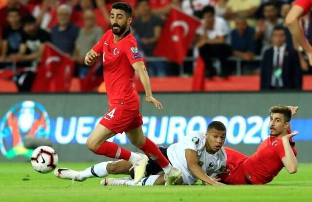 Dünya Türkiye'nin zaferini konuşuyor: Türkiye, Fransa'yı parçalara ayırdı