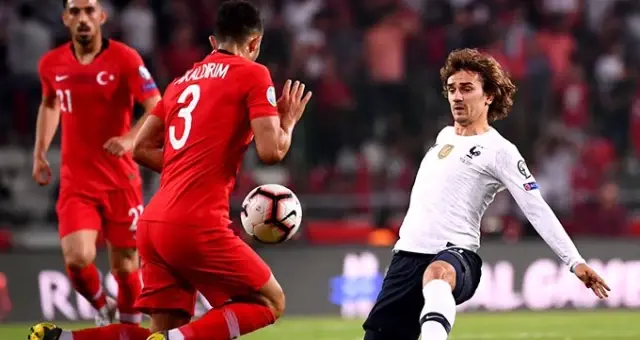 Grizemann, Mbappe ve Pogba'nın maç öncesi Hasan Ali'nin kramponuyla dalga geçtikleri ortaya çıktı