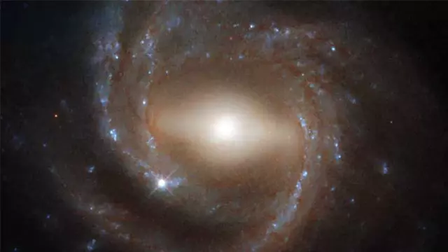 NGC 7773 İsimli Spiral Galaksinin Büyüleyici Yeni Görüntüsü Paylaşıldı NGC 7773 İsimli Spiral Galaksinin Büyüleyici Yeni Görüntüsü Paylaşıldı