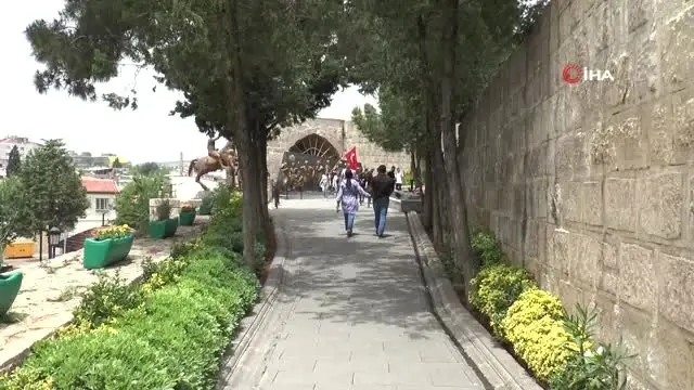 Tarihi Gaziantep Kalesi'ne yoğun ilgi - Haberler