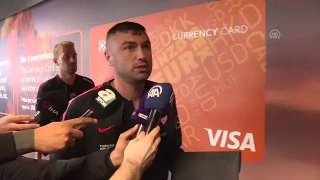 A Milli Futbol Takımı'na İzlanda'da saygısızlık - KEFLAVİK A Milli Futbol Takımı'na İzlanda'da saygısızlık - KEFLAVİK