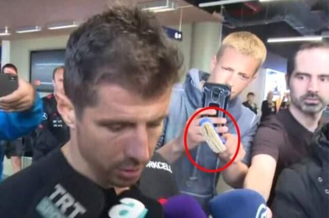 Demet Akalın, Milli Takıma yapılan saygısızlığa sitem etti