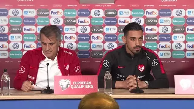 İrfan Can Kahveci: 'Yarın kazandığımız takdirde yolun yarısını katedeceğiz' İrfan Can Kahveci: 'Yarın kazandığımız takdirde yolun yarısını katedeceğiz'