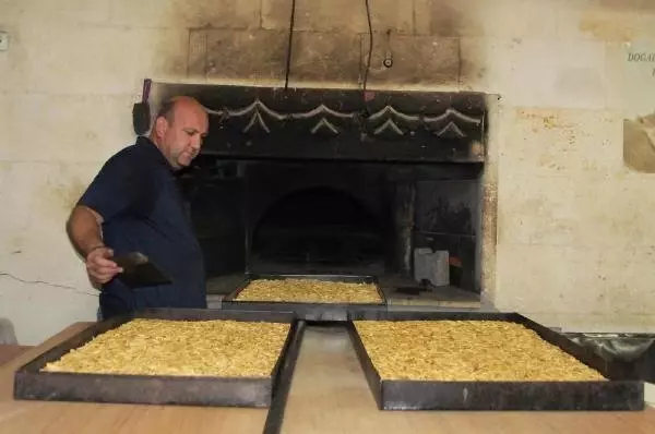 Nevşehir'de turistlerin gözdesi kabak çekirdeği oldu