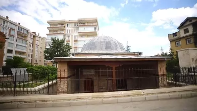Tarihi mescidin