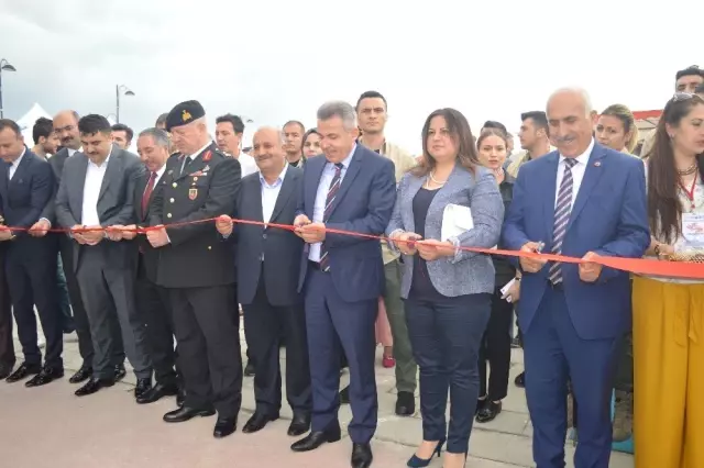 Ağrılılar öğrenme şenliğinde eğlendi Ağrılılar öğrenme şenliğinde eğlendi