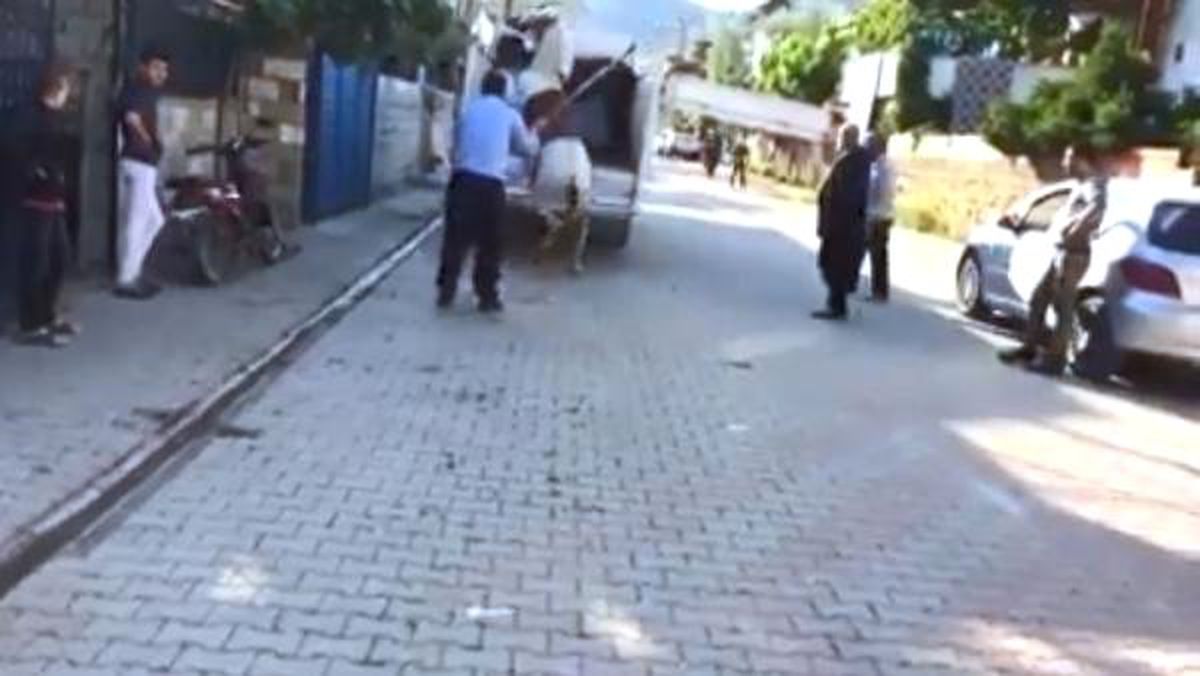 Ata sopalı işkence yapan şahısa 773 lira ceza verildi