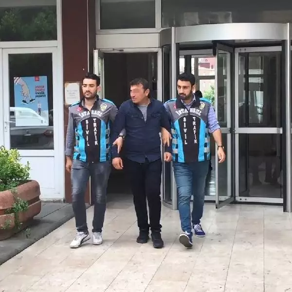 Drift yapan sürücüye 6 bin 12 lira ceza kesildi Drift yapan sürücüye 6 bin 12 lira ceza kesildi