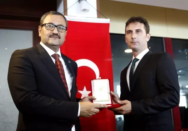 Kıbrıs Gazilerine 'Milli Mücadele Madalyaları' verildi