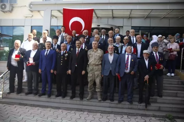 Kıbrıs Gazilerine 'Milli Mücadele Madalyaları' verildi