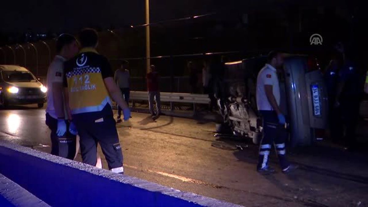 Küçükçekmece'de trafik kazası: 1 ölü, 5 yaralı - İSTANBUL