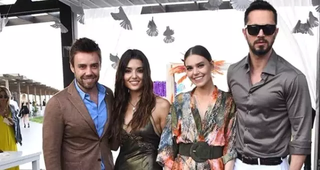 Murat Boz ve Aslı Enver'den hayranlarına evlilik müjdesi Murat Boz ve Aslı Enver'den hayranlarına evlilik müjdesi
