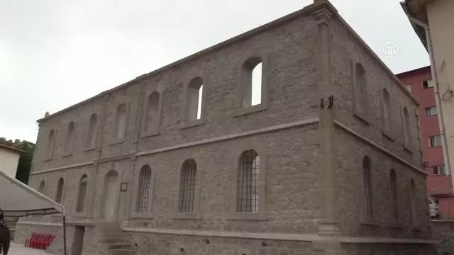 150 yıllık kışlanın restorasyonunu Kültür ve Turizm Bakanlığı tamamlayacak