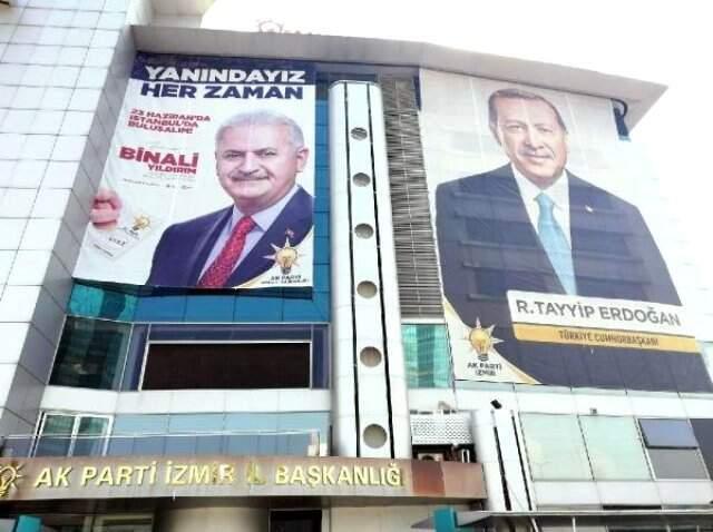 Binali Yıldırım için 81 kentte pankart ve afiş çalışması