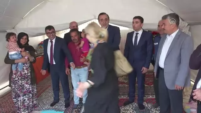'Dünya Çocuk İşçiliği ile Mücadele Günü'(1) 'Dünya Çocuk İşçiliği ile Mücadele Günü'(1)