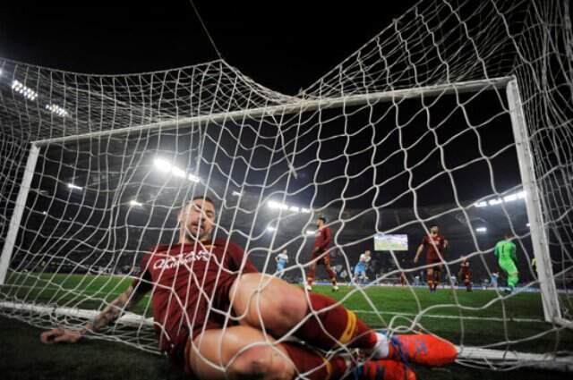 Fenerbahçe, Kolarov'a 2,8 milyon euro teklif etti!